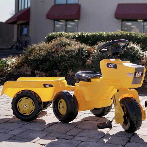 Tractor de 3 ruedas con asiento Cat®
