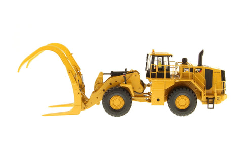 Cargadora de ruedas 988K a escala 1:50 con pinza para troncos