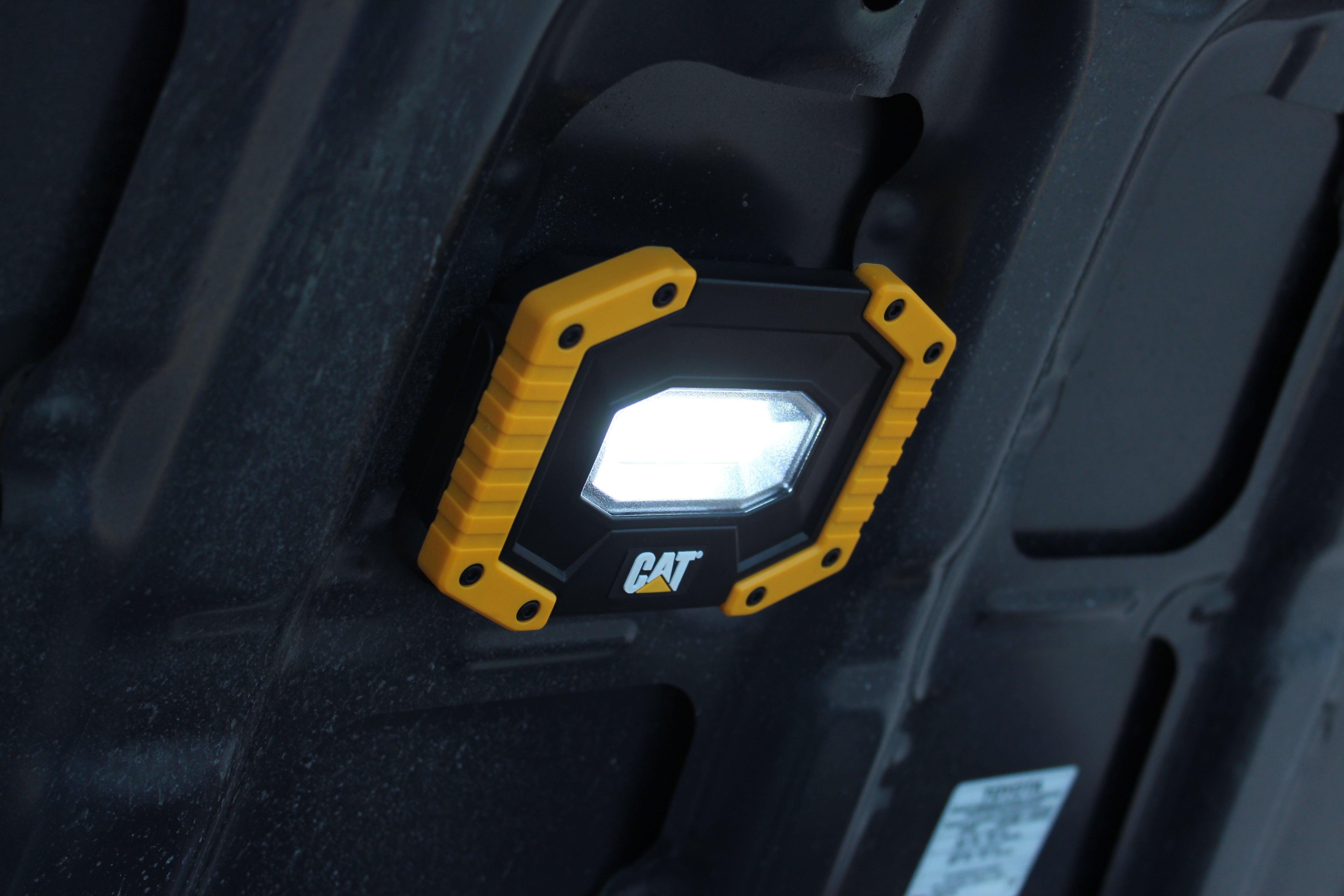 CAT CT3541 Work Light, AAA Battery, COB LED Lamp, 500 Lumens